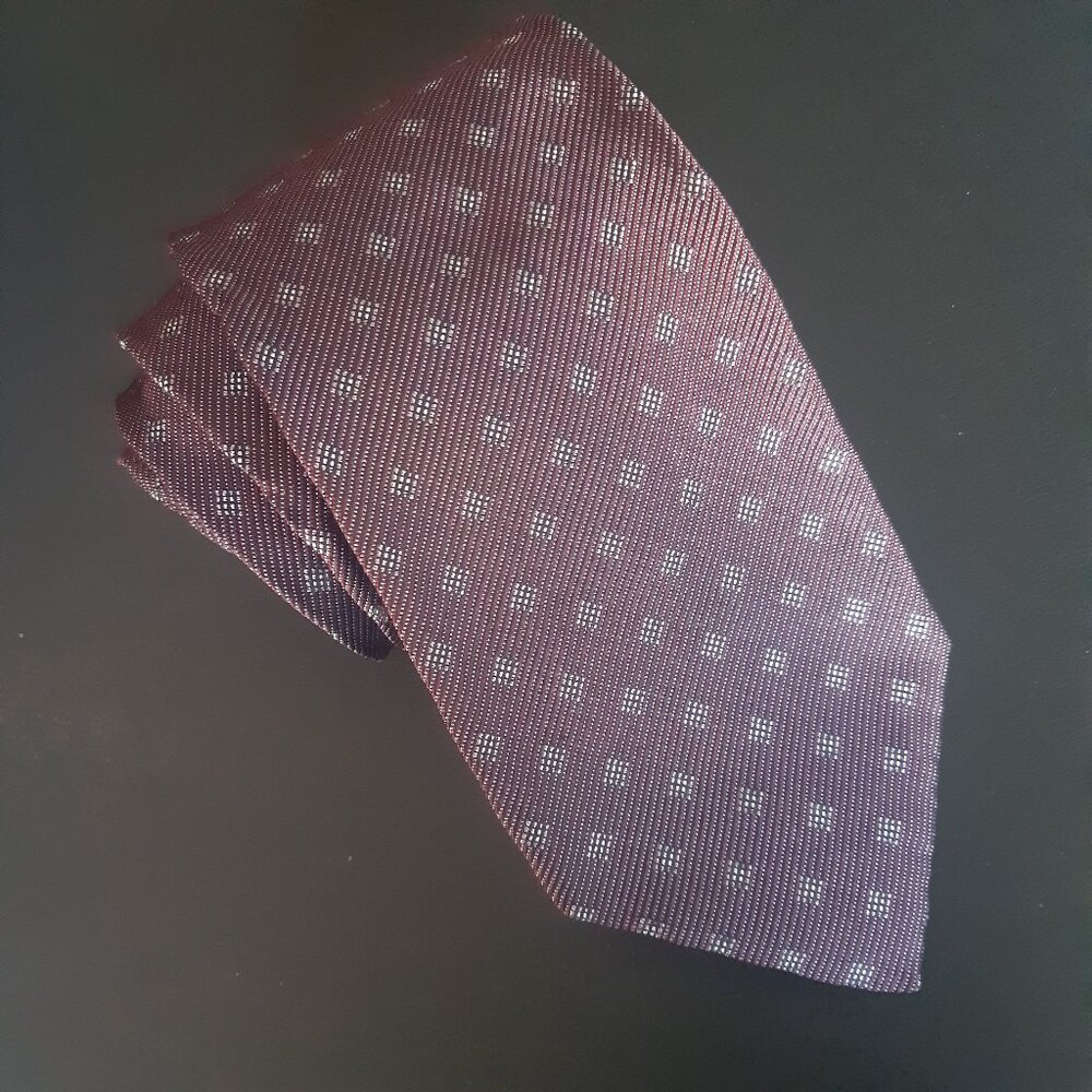 Hugo Boss 100% Silk Tie Soft Purple Eggplant Colour With White Design